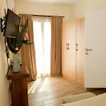 By Georgia Apartman *