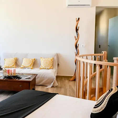 By Georgia * Fira (Santorini)