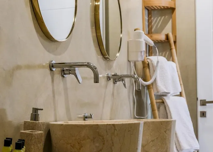 By Georgia * Fira (Santorini)