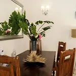 Apartmán By Georgia Fira (Santorini)