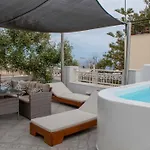 Apartmán By Georgia Fira (Santorini)