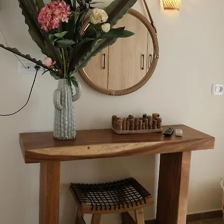Apartment By Georgia