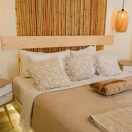 Apartment By Georgia Fira (Santorini)