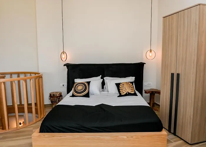 By Georgia Fira (Santorini)