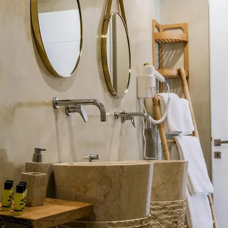 By Georgia * Fira (Santorini)