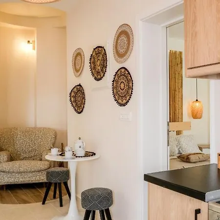 By Georgia * Fira (Santorini)