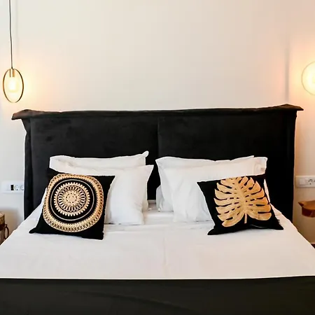 Appartamento By Georgia Fira (Santorini)