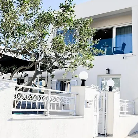 By Georgia Fira (Santorini)