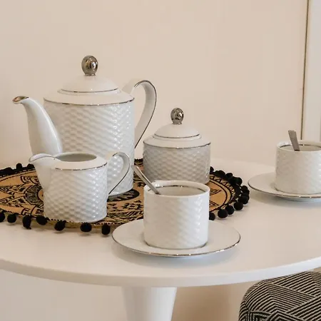By Georgia Apartman Fíra
